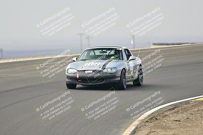 media/Jan-26-2025-CalClub SCCA (Sun) [[cfcea7df88]]/Group 4/Race/